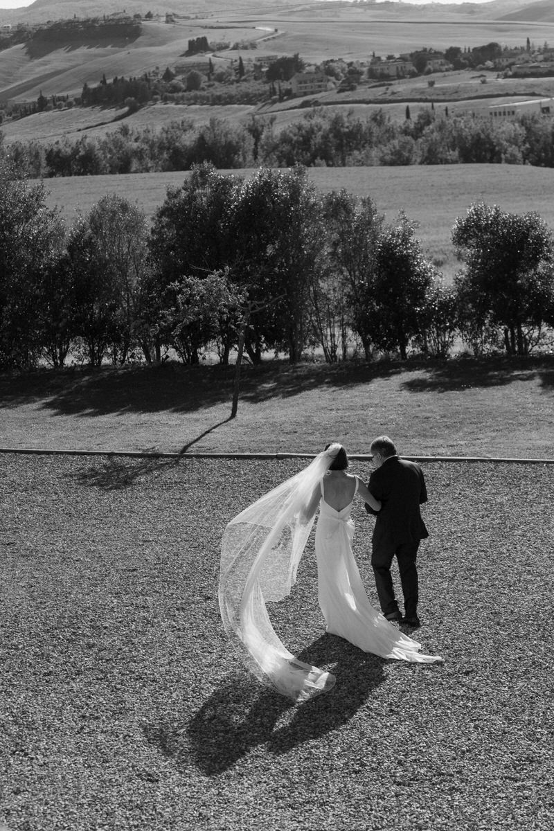 wedding at locanda in tuscany