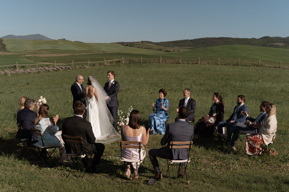wedding at locanda in tuscany