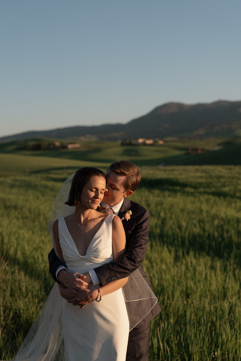 wedding at locanda in tuscany