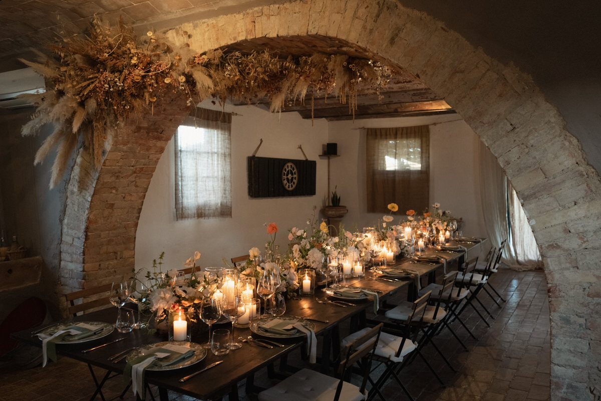 wedding at locanda in tuscany